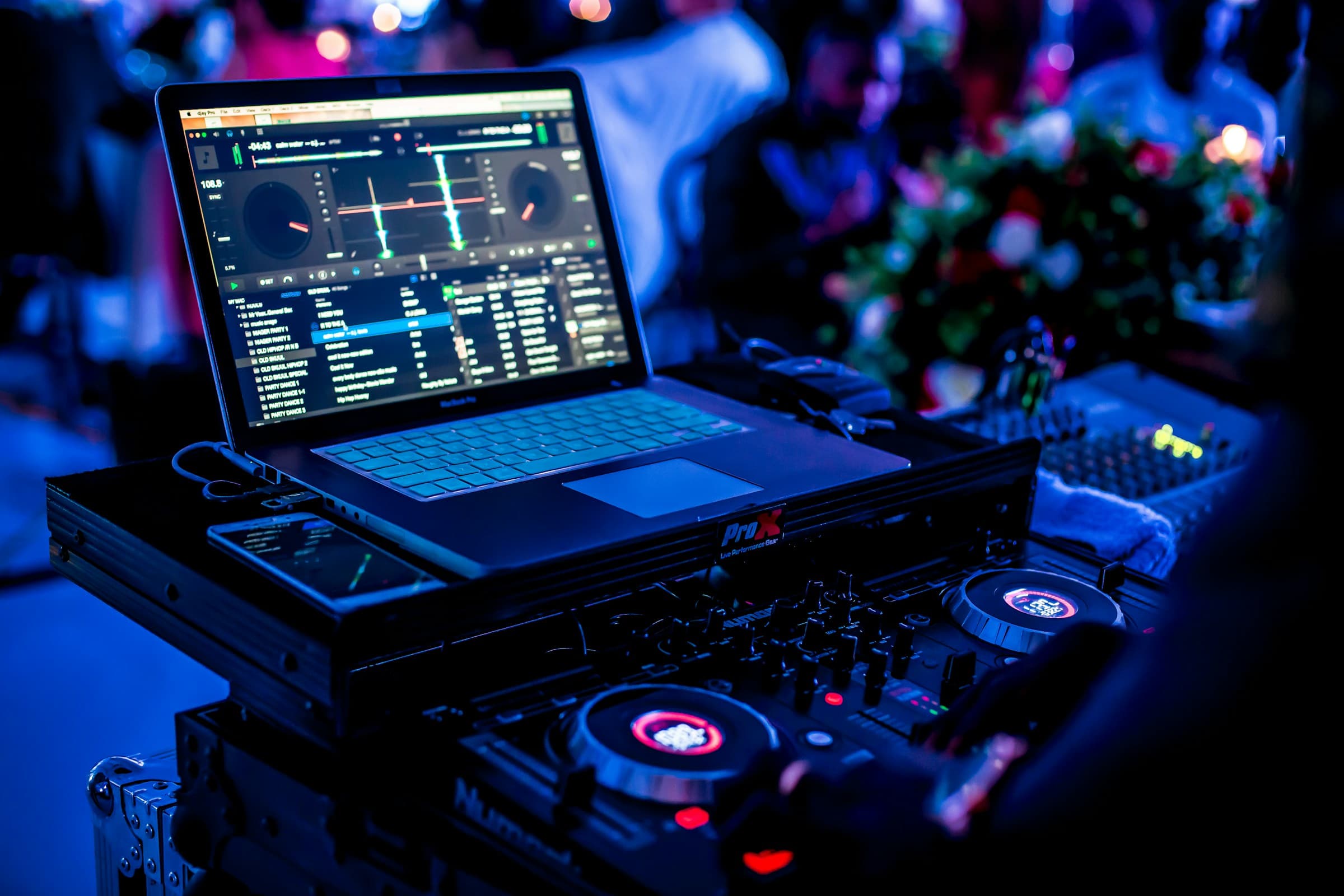 House Sessions — 8